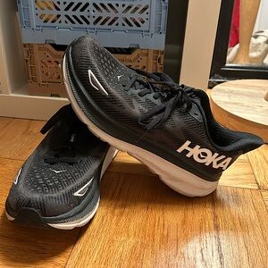 Hoka Clifton 9 shoe
